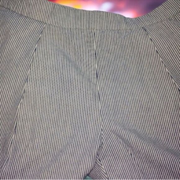 Banana Republic Factory Shorts Striped 100 Cotton High Waist Tailored Size 2 - Picture 11 of 16